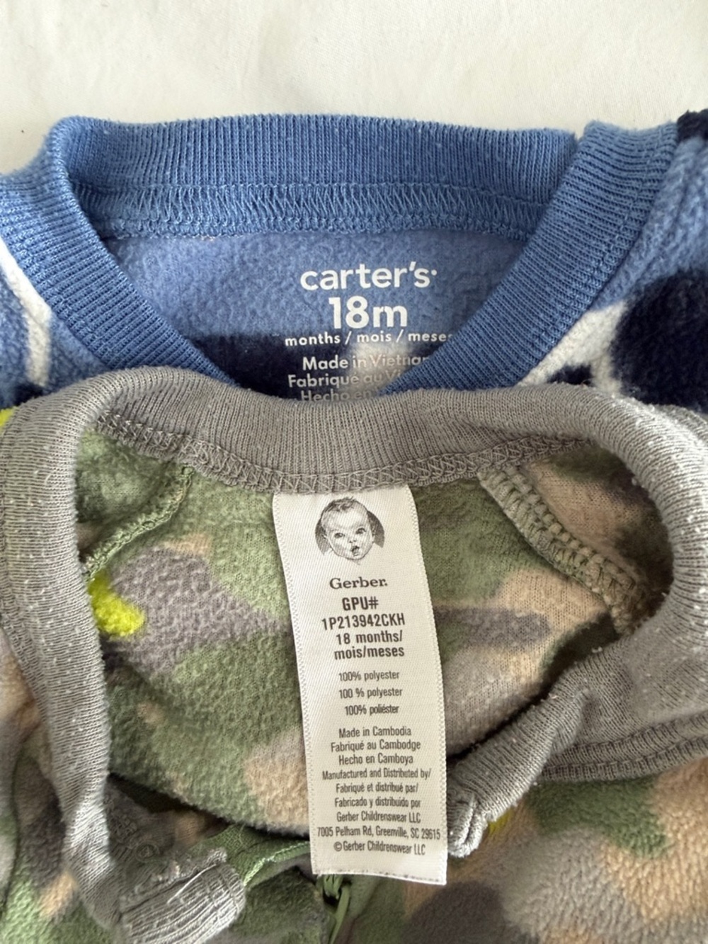 One-Piece Fleece Footed Pajamas- Green Camo size 12-18months - Picture 6 of 6